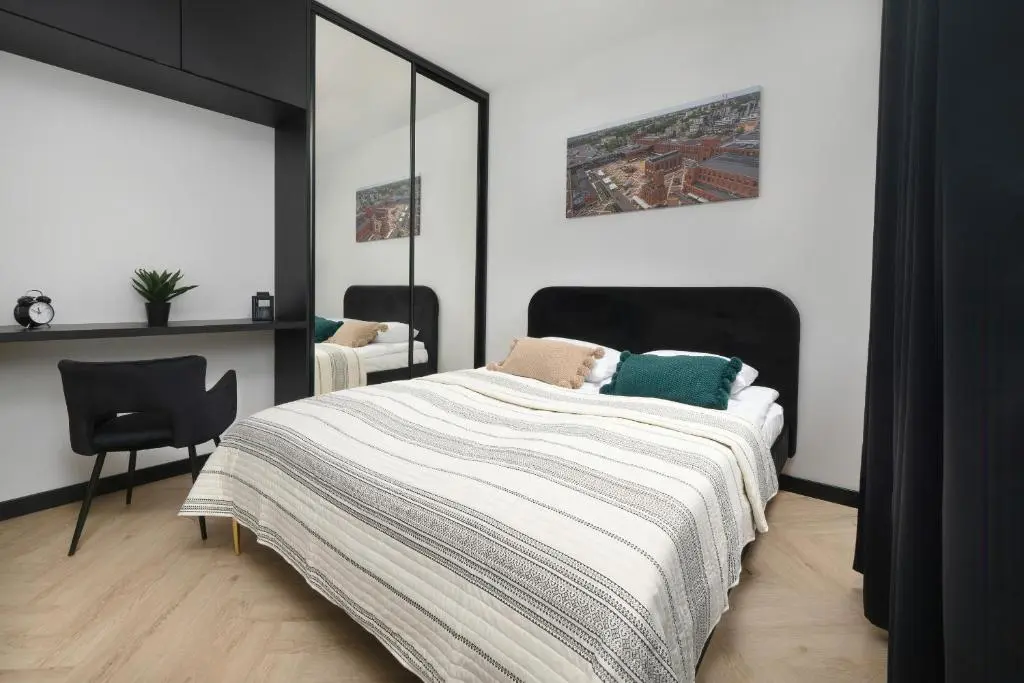 Image of Ogrodowa Apartment Near Old Town by Noclegi Renters