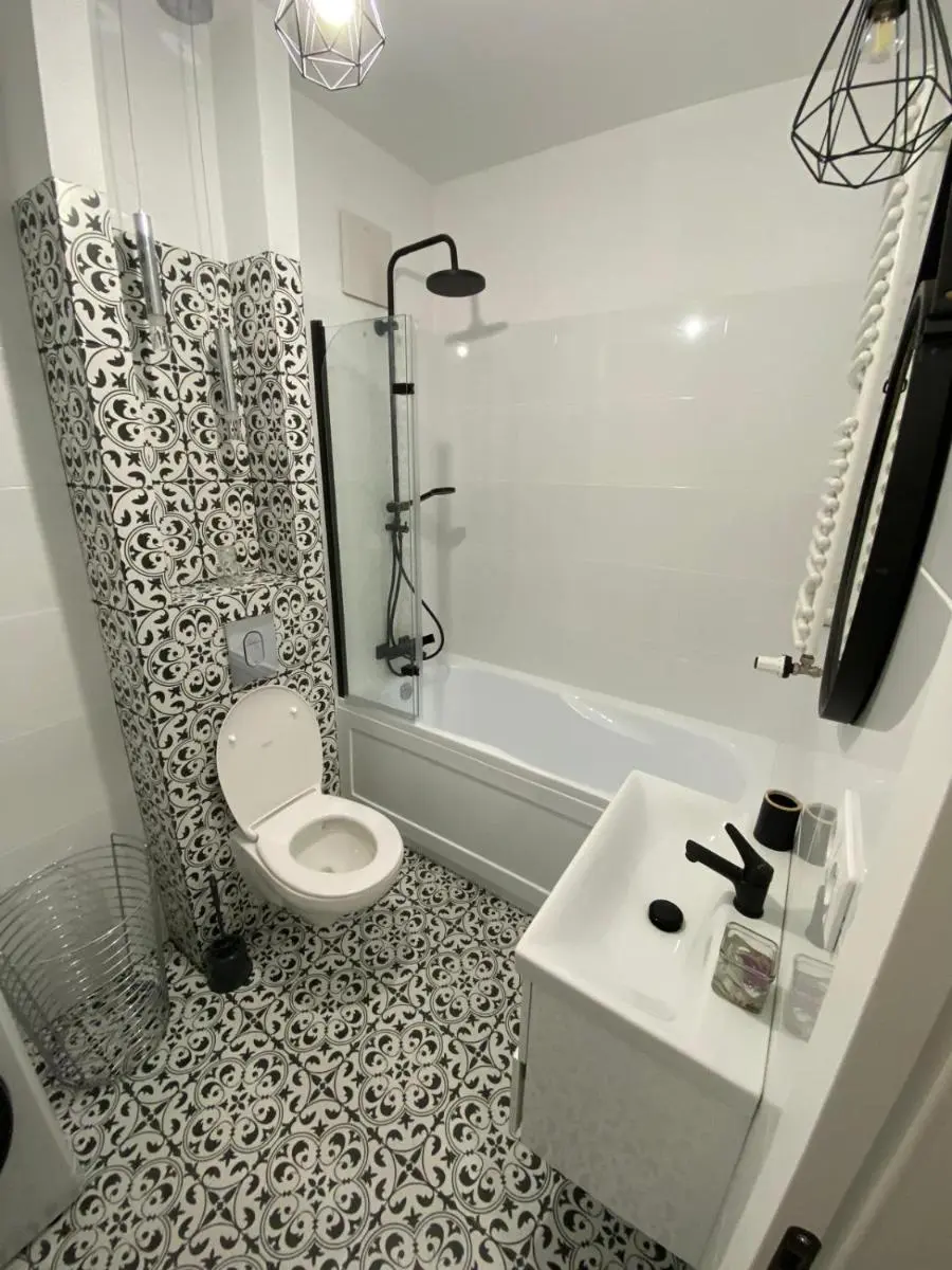 Image 3 of PRIMO DE LUX Apartments