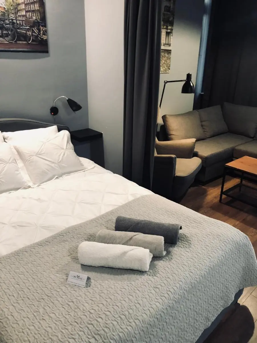 Image 3 of Piekarnia Apartamenty Manufaktura, parking, dostep na kod, klima, 1-3 pokoje, prywatna kamienica