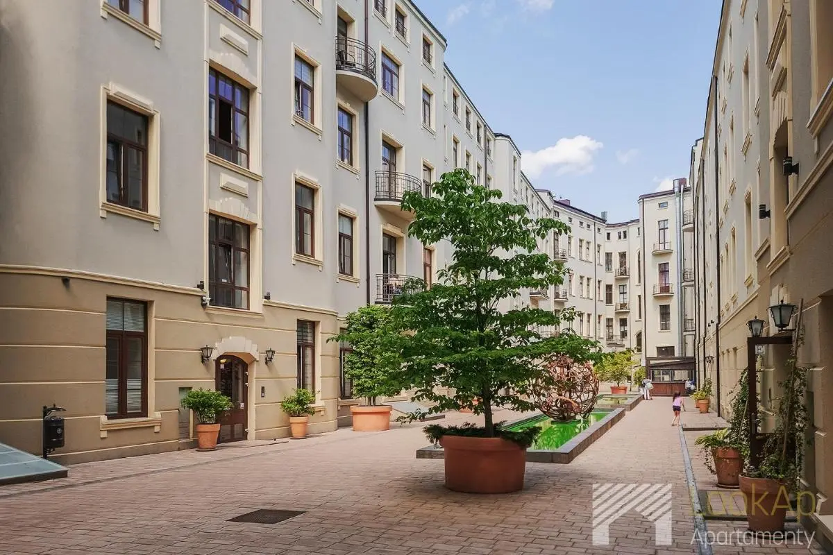 Image 5 of Piotrkowska Glamour by LookAp