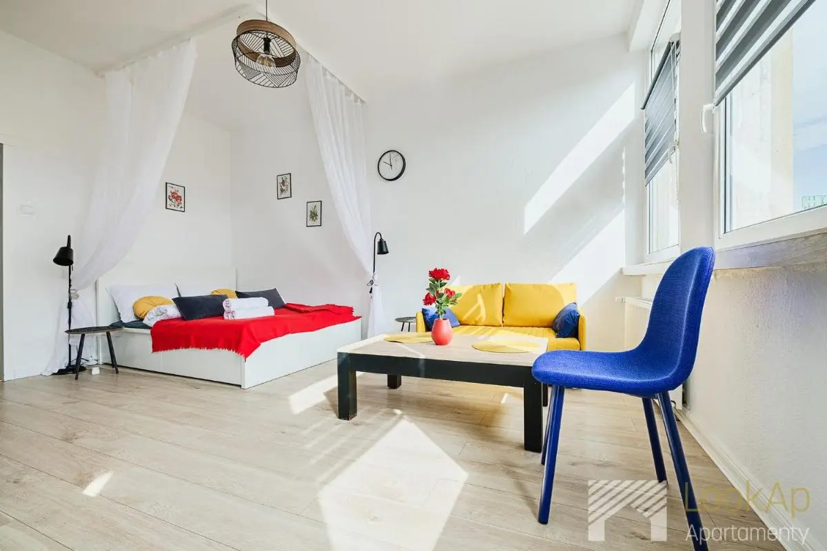 Image 1 of Piotrkowska pasaż Schillera by LookAp