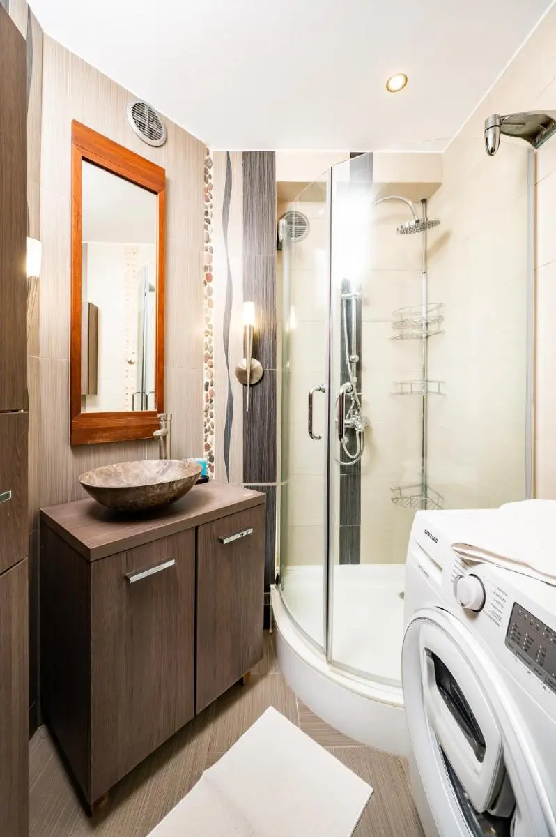 Image 3 of Plac Wolności 3-Bedroom Apartment