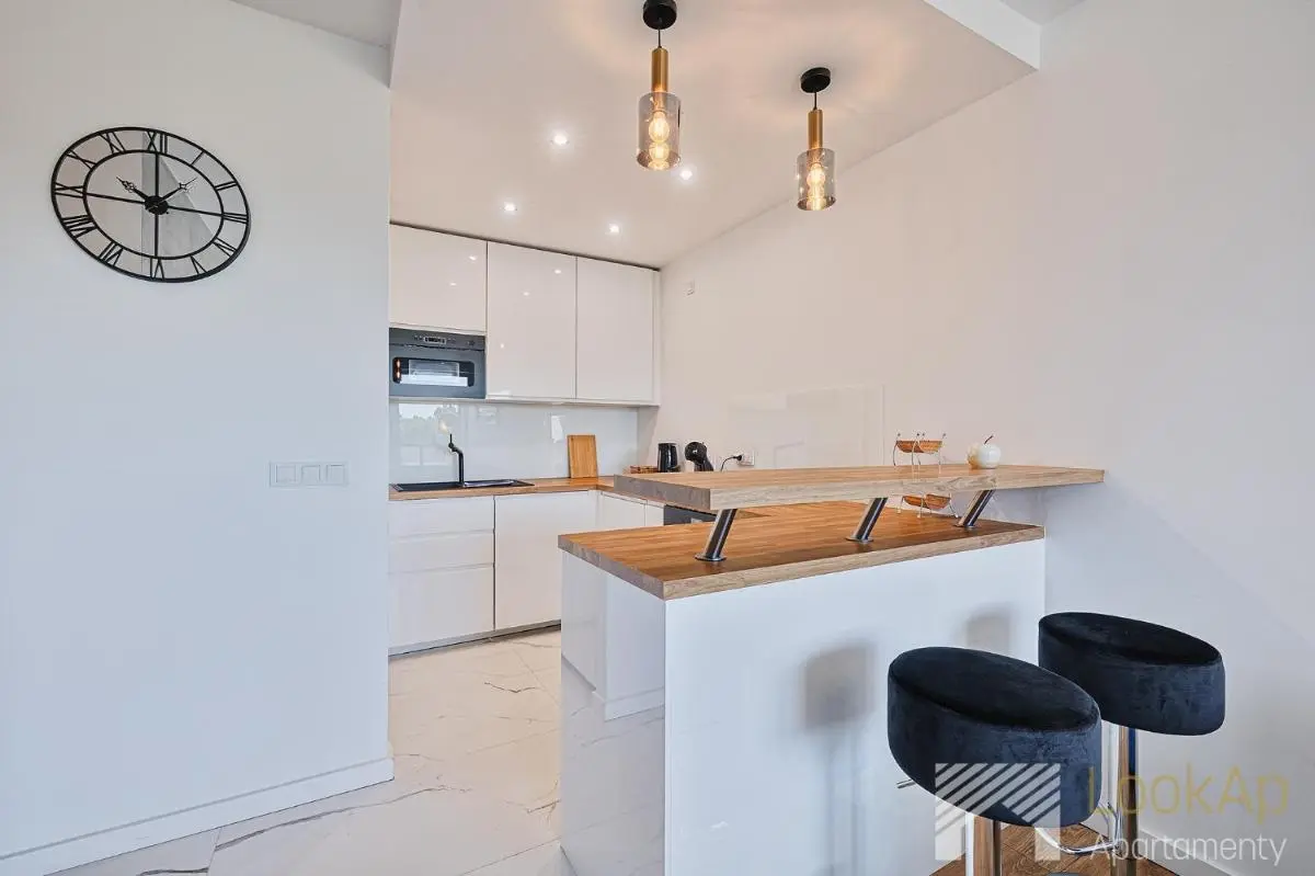 Image 3 of Primo Deluxe by LookAp