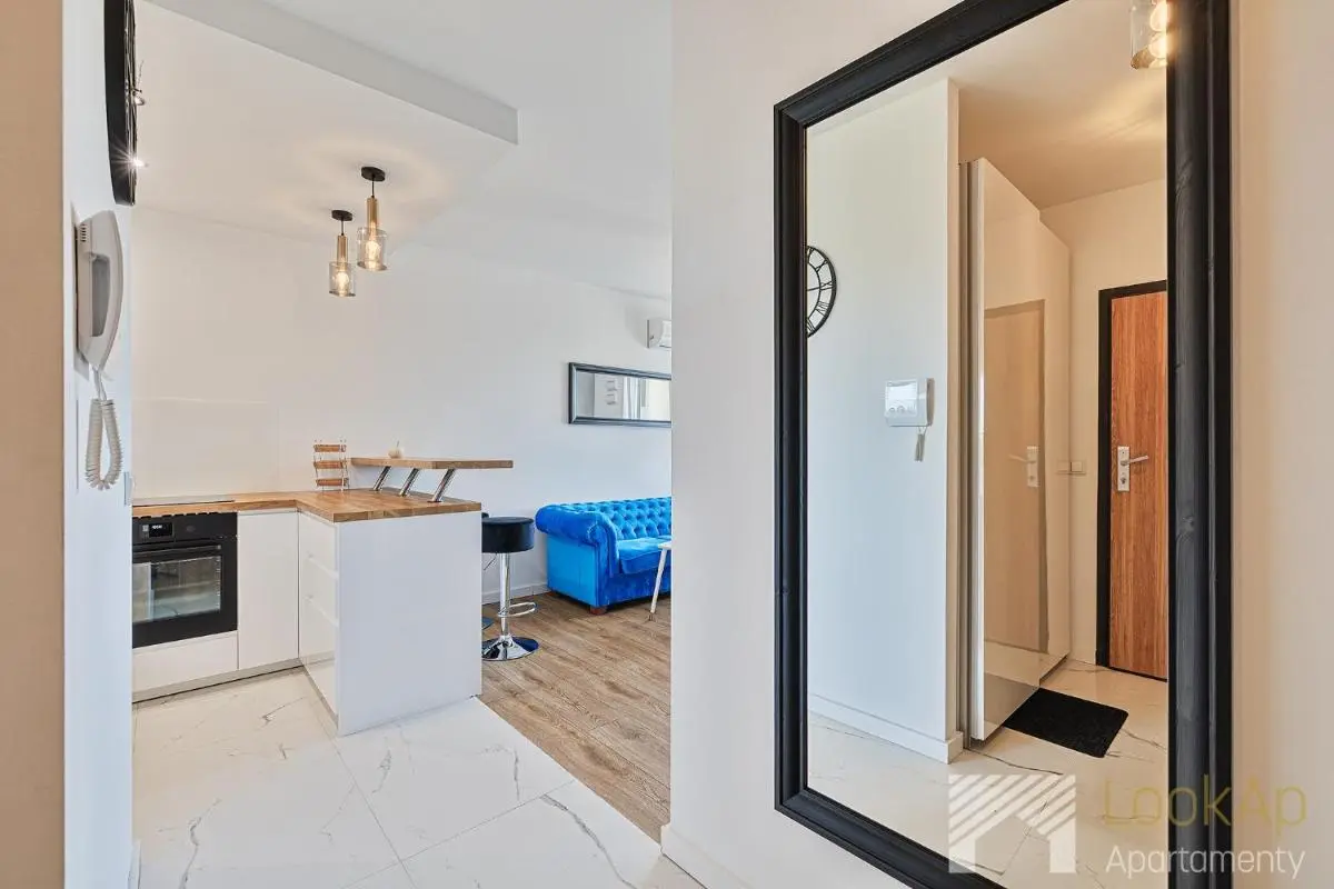 Image 2 of Primo Deluxe by LookAp