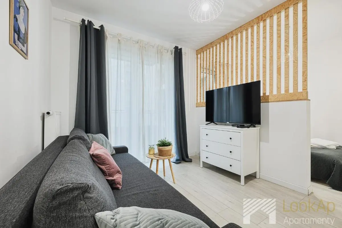 Image 4 of Primo I by LookAp