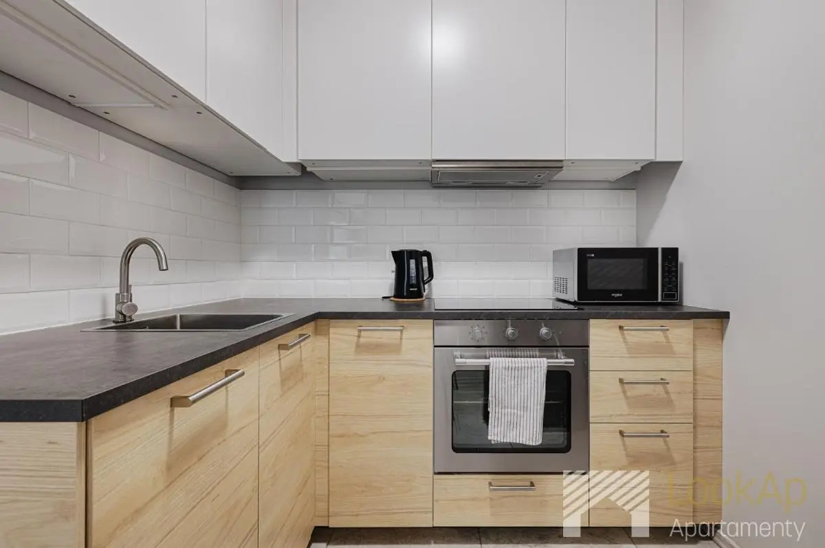 Image 3 of Primo V by LookAp