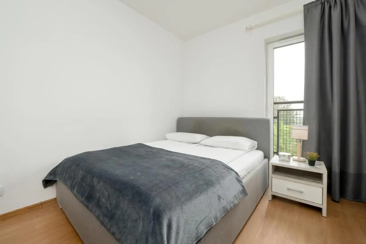 Image 3 of Przestronnne & Jasne Apartamenty Praca Zdalna i Doskonała Lokalizacja w Łodzi by Noclegi Renters