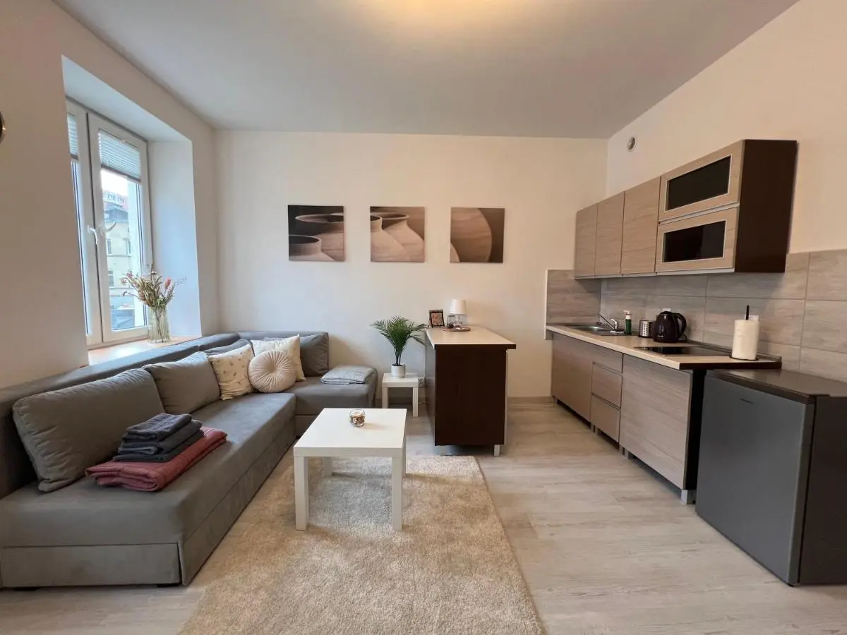 Image 1 of Przytulna kawalerka Rzg 5