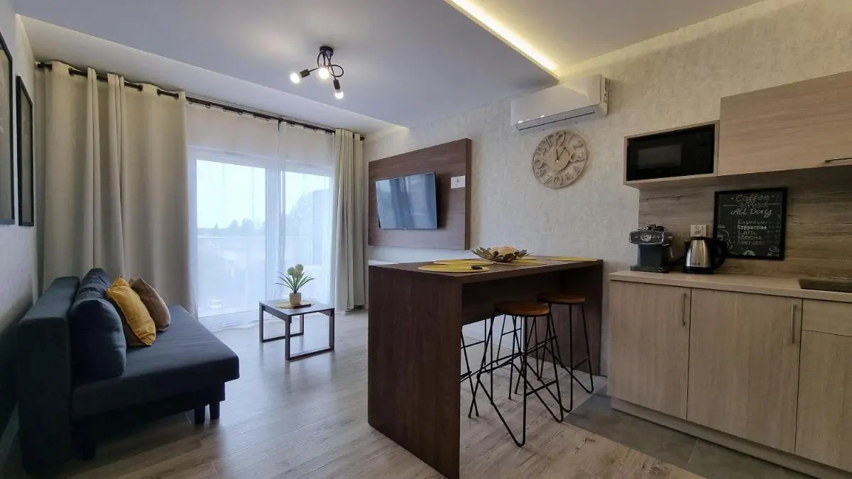 Image 3 of Q Apart PL 2 lub 3 pokojowe klimatyzowane apartamenty przy Manufakturze z garażem Gratis, FV