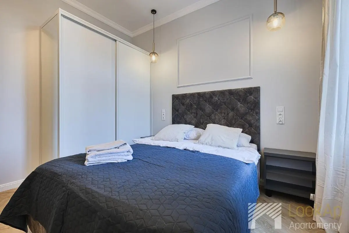 Image 6 of Radwańska Gold by LookAp