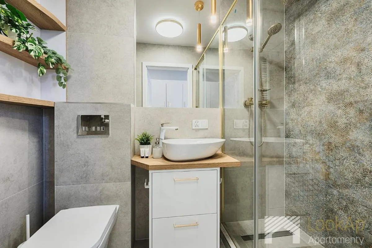 Image 2 of Radwańska Gold by LookAp