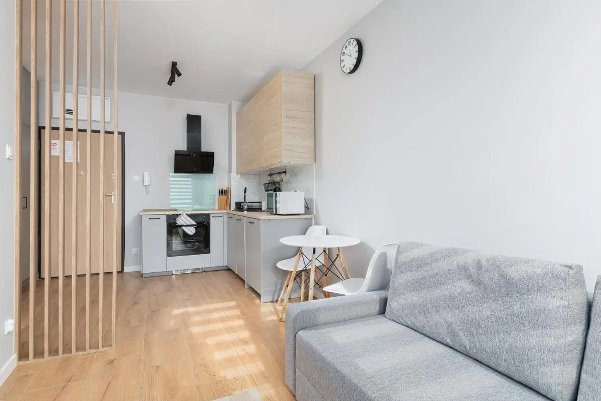 Image 1 of RentPlanet – Apartament Wólczańska