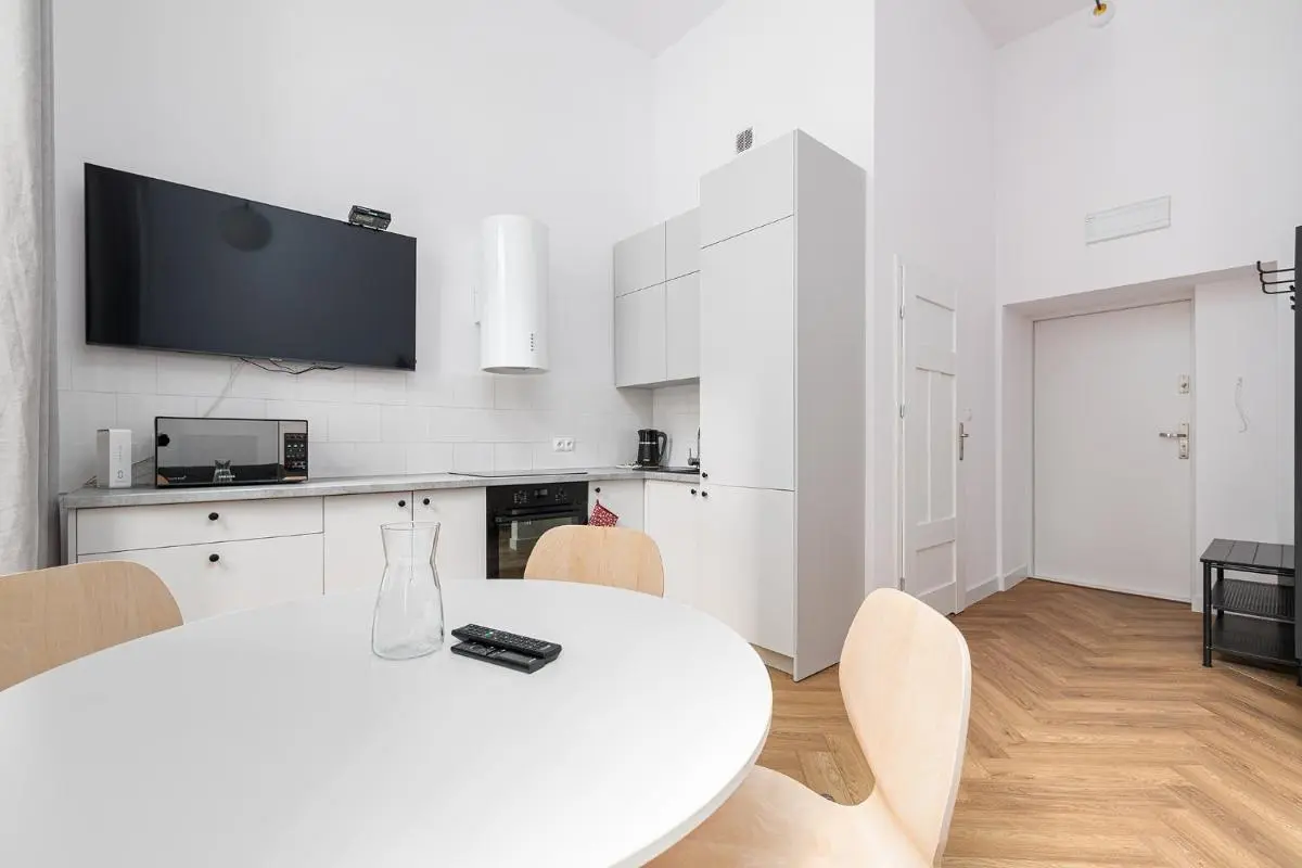 Image 5 of RentPlanet – Apartamenty Rewolucji 1905