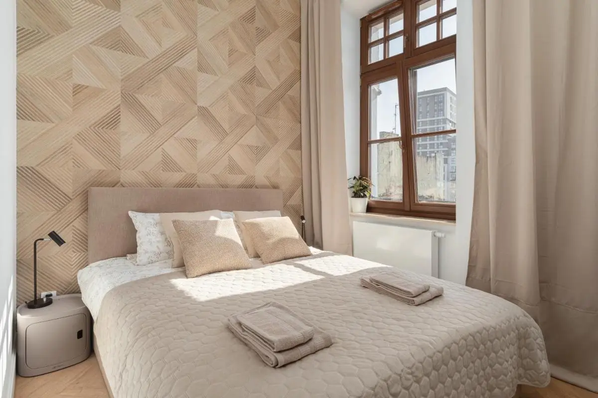 Image 1 of Retro Design Spot close to Off-Piotrkowska