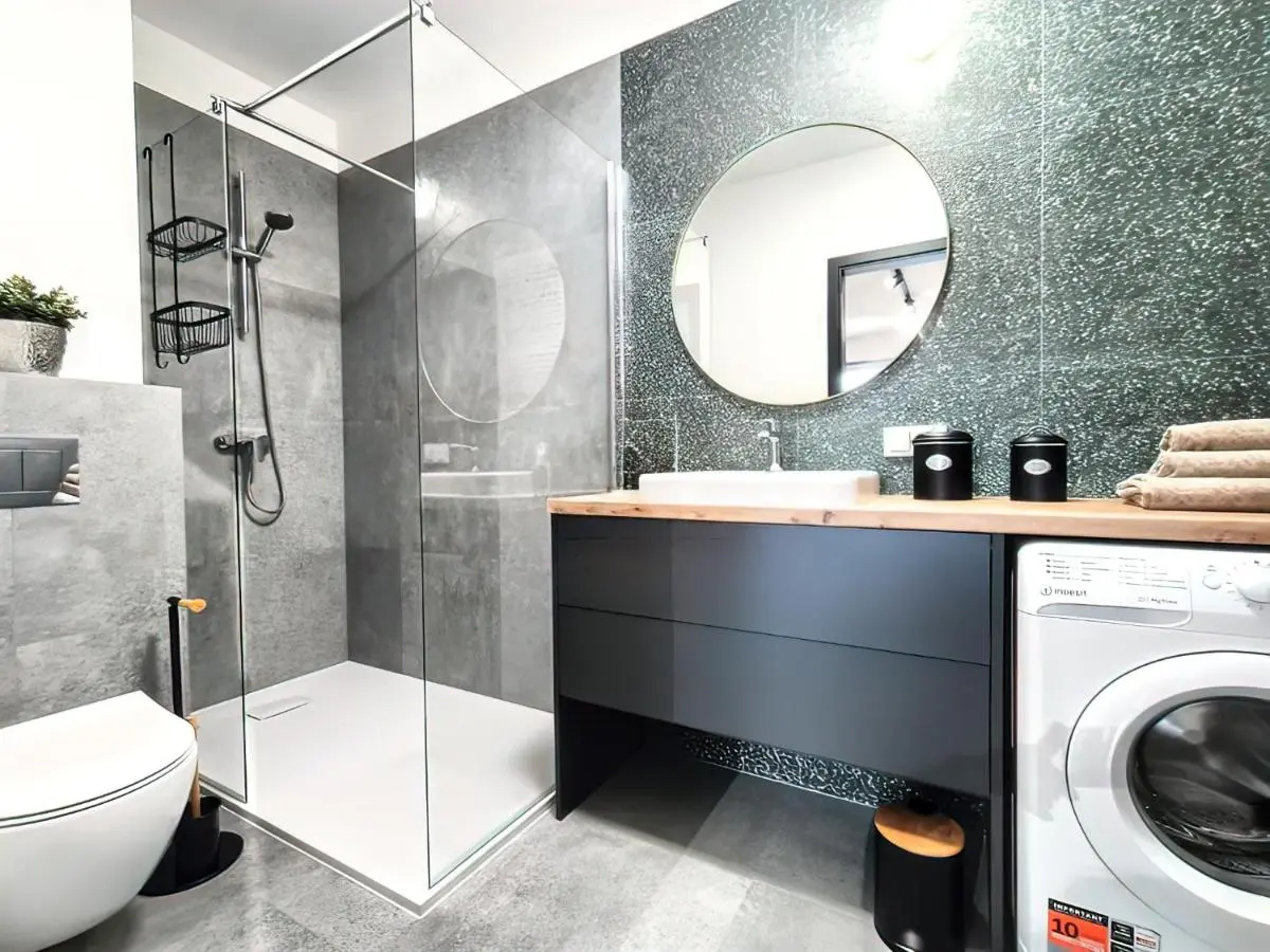 Image 2 of Rezydencja Fuzja z Klimatyzacją – Bliskość Piotrkowskiej w Sercu Łodzi