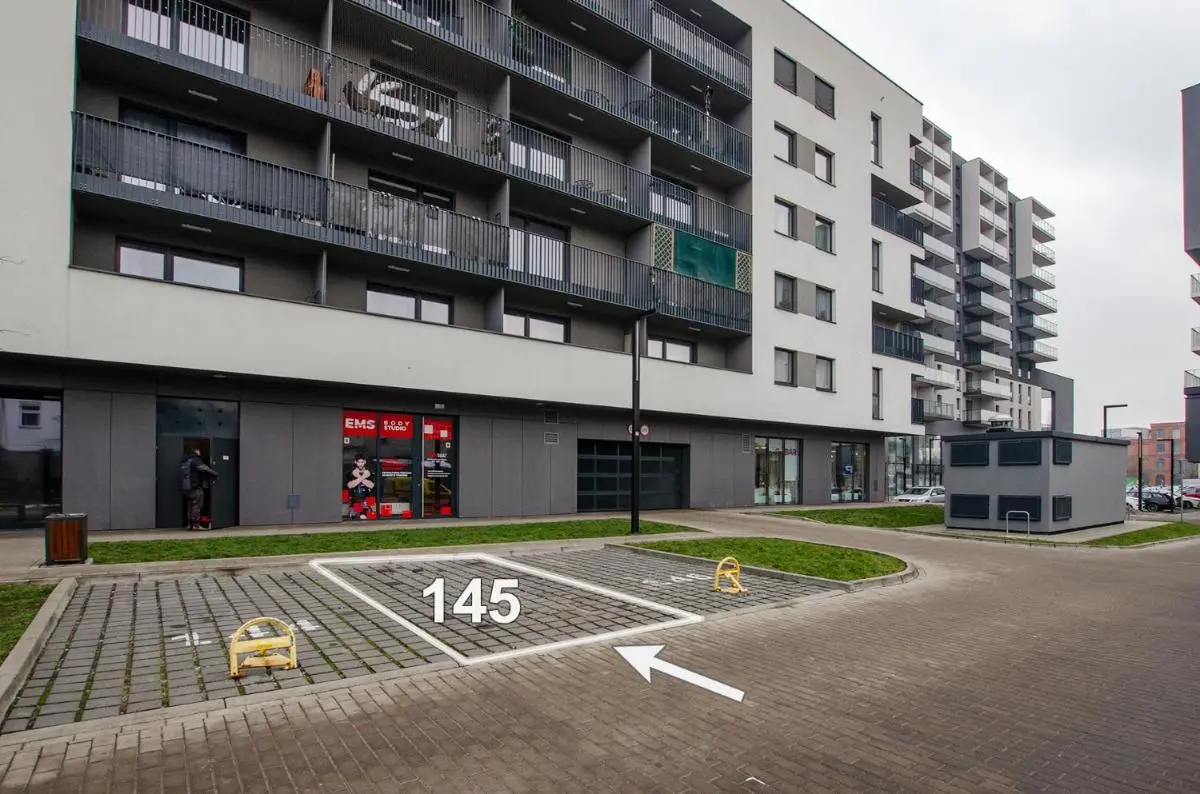 Image 5 of SKY Home-Sun 2 Apartament -Manufaktura, Bezpłatny Parking, Dostęp na kod