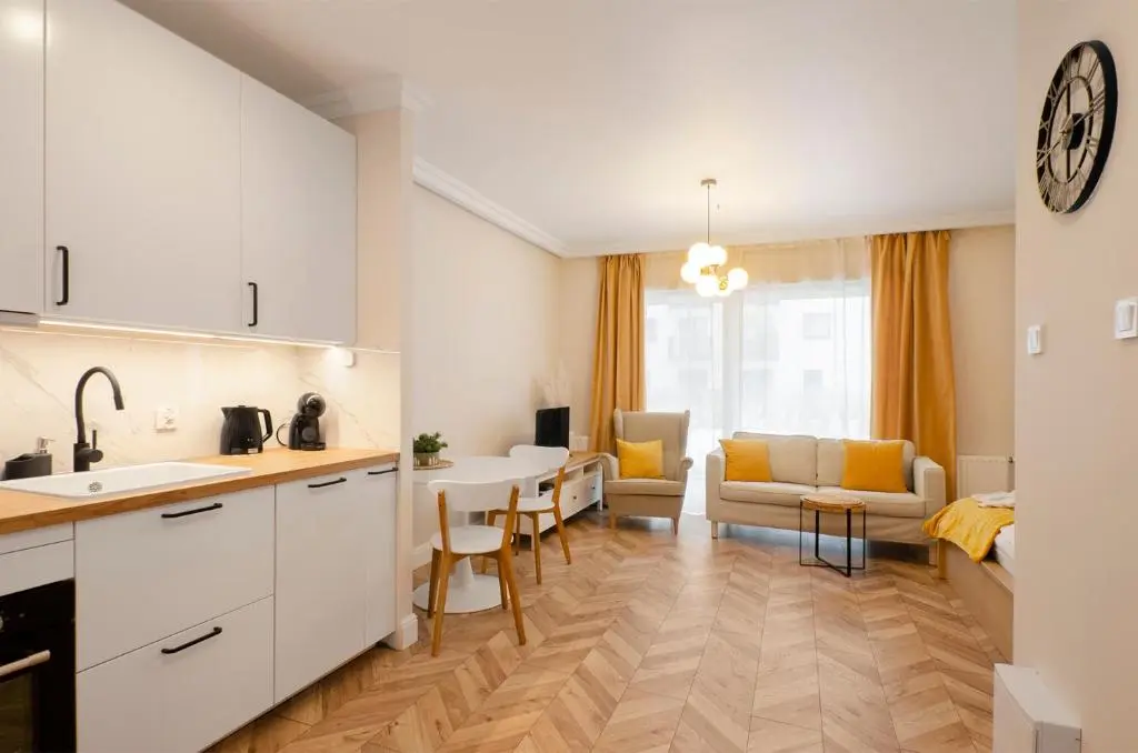 Image of SKY Home-Sun 2 Apartament -Manufaktura, Bezpłatny Parking, Dostęp na kod