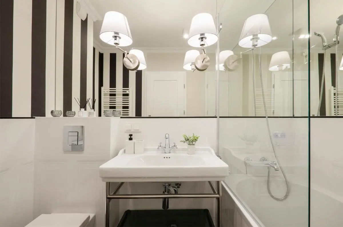 Image 2 of SKY Home- Blue Apartament 2 -Manufaktura, Bezpłatny Parking, Klima, Dostęp na Kod