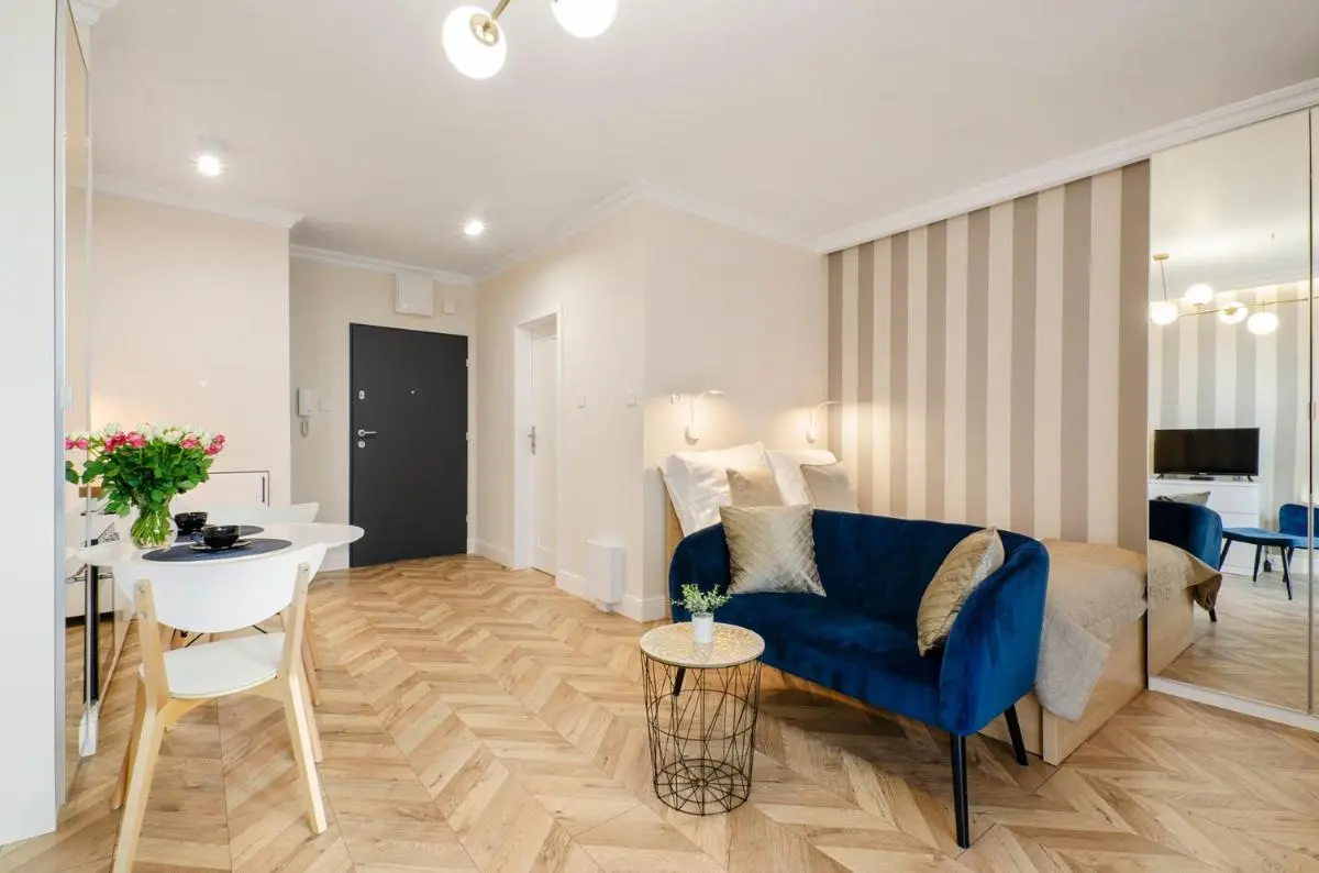 Image 4 of SKY Home- Blue Apartament -Manufaktura, Bezpłatny Parking, Klima, Dostęp na KOD