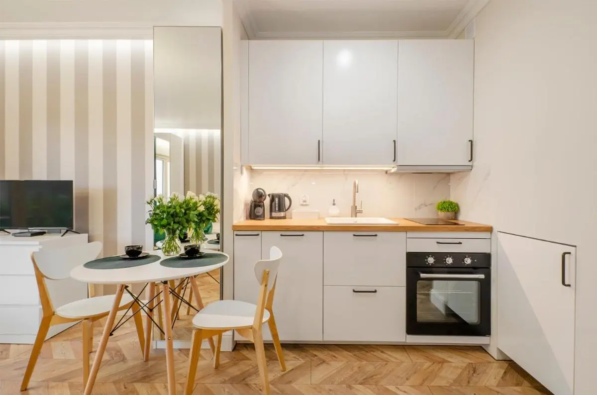 Image 4 of SKY Home- Green Apartament -Manufaktura, Bezpłatny Parking, Klimatyzacja, Dostęp na KOD