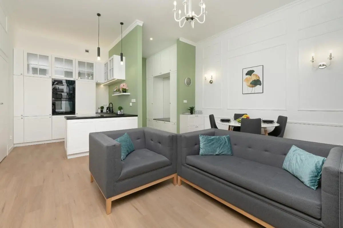 Image 5 of Sage Green Apartment Piotrkowska in Łódź by Noclegi Renters
