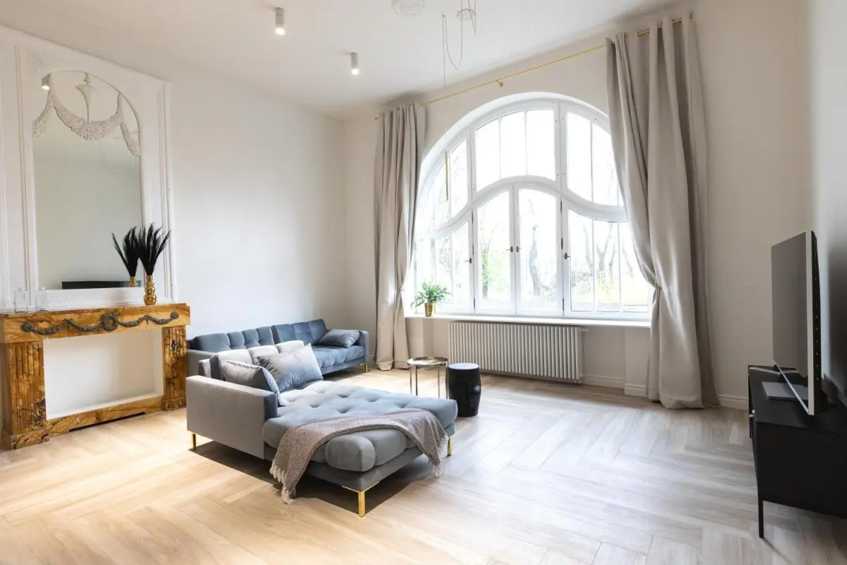 Image 4 of Srebrna Luxury Apartments – willa fabrykancka – wnętrza premium