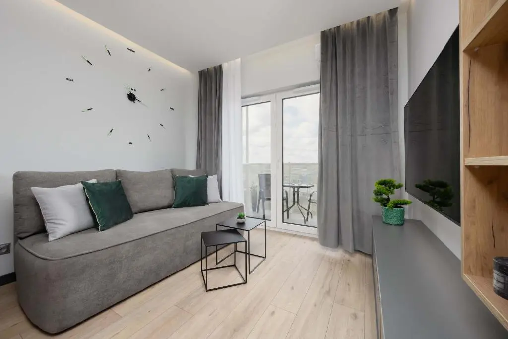 Image of Srebrzyńska Klimatyzowane Apartamenty blisko Manufaktury Parking w Garażu by Renters Prestige