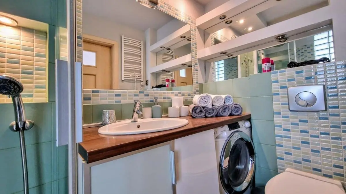 Image 2 of Student District in the Heart of Łódz -2