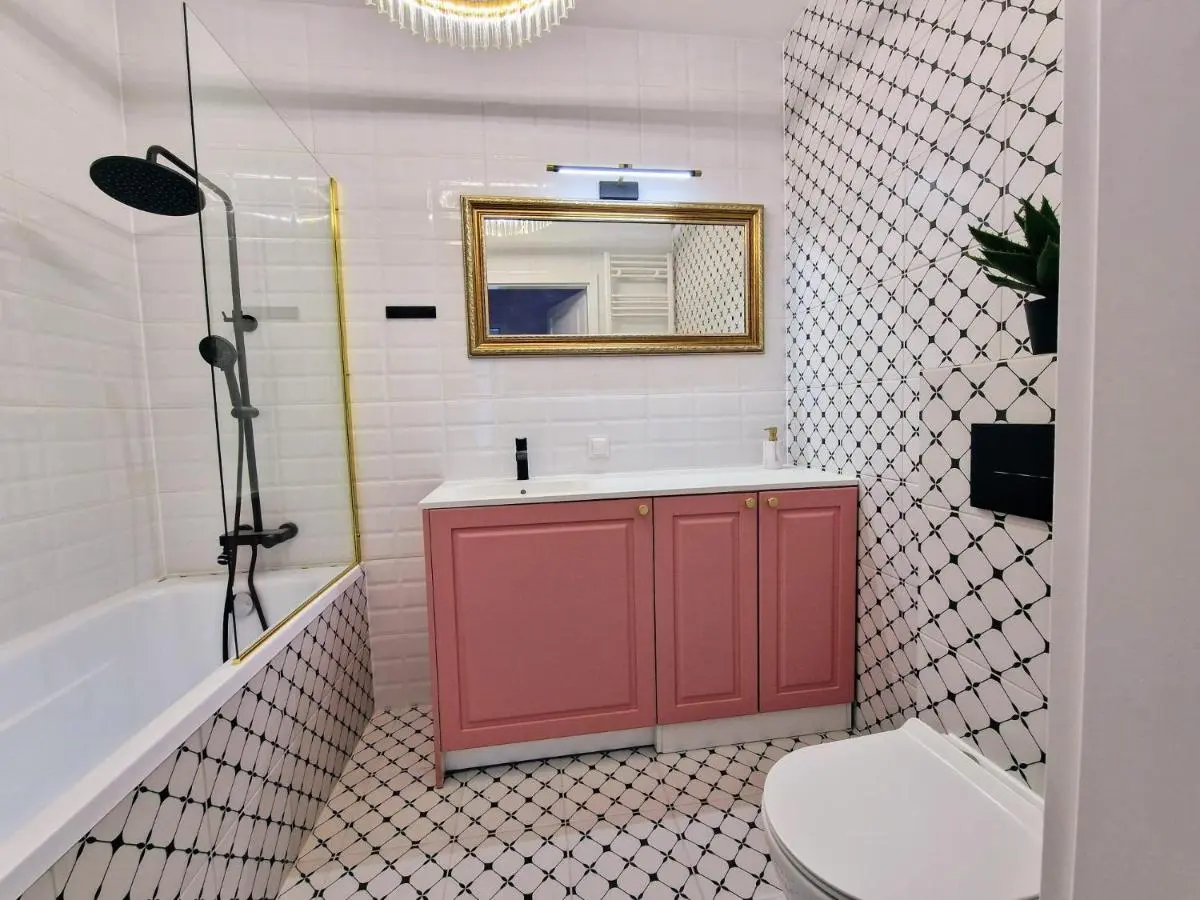 Image 2 of Stylish,Comfortable&Secure-I-City Center Stay