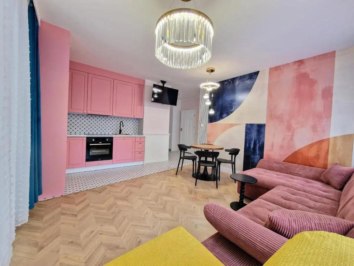 Image 3 of Stylish,Comfortable&Secure-I-City Center Stay