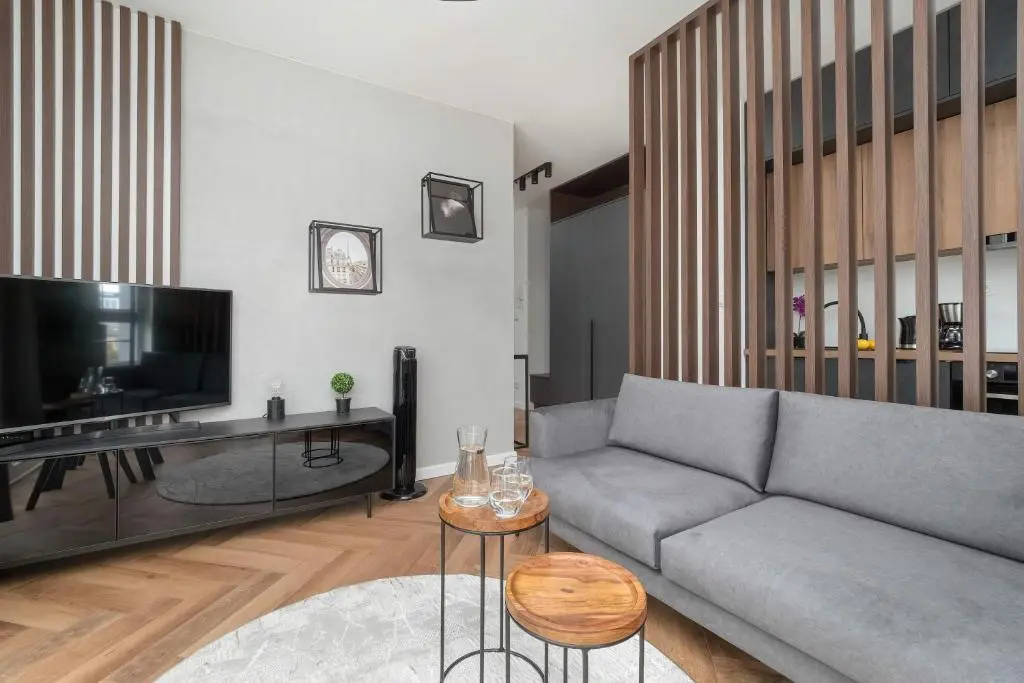 Image of Stylish Apartment with Air Condtioning Łódź by Renters Prestige