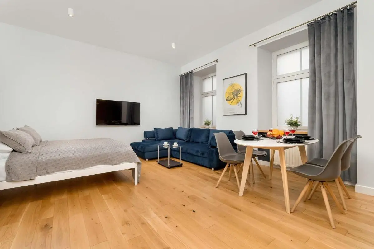 Image 1 of Stylowe Studio w samym sercu Łodzi by Rent like home