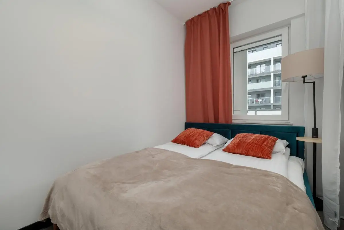 Image 1 of Stylowe Studio z Parkingiem Blisko Łódź Kaliska by Noclegi Renters