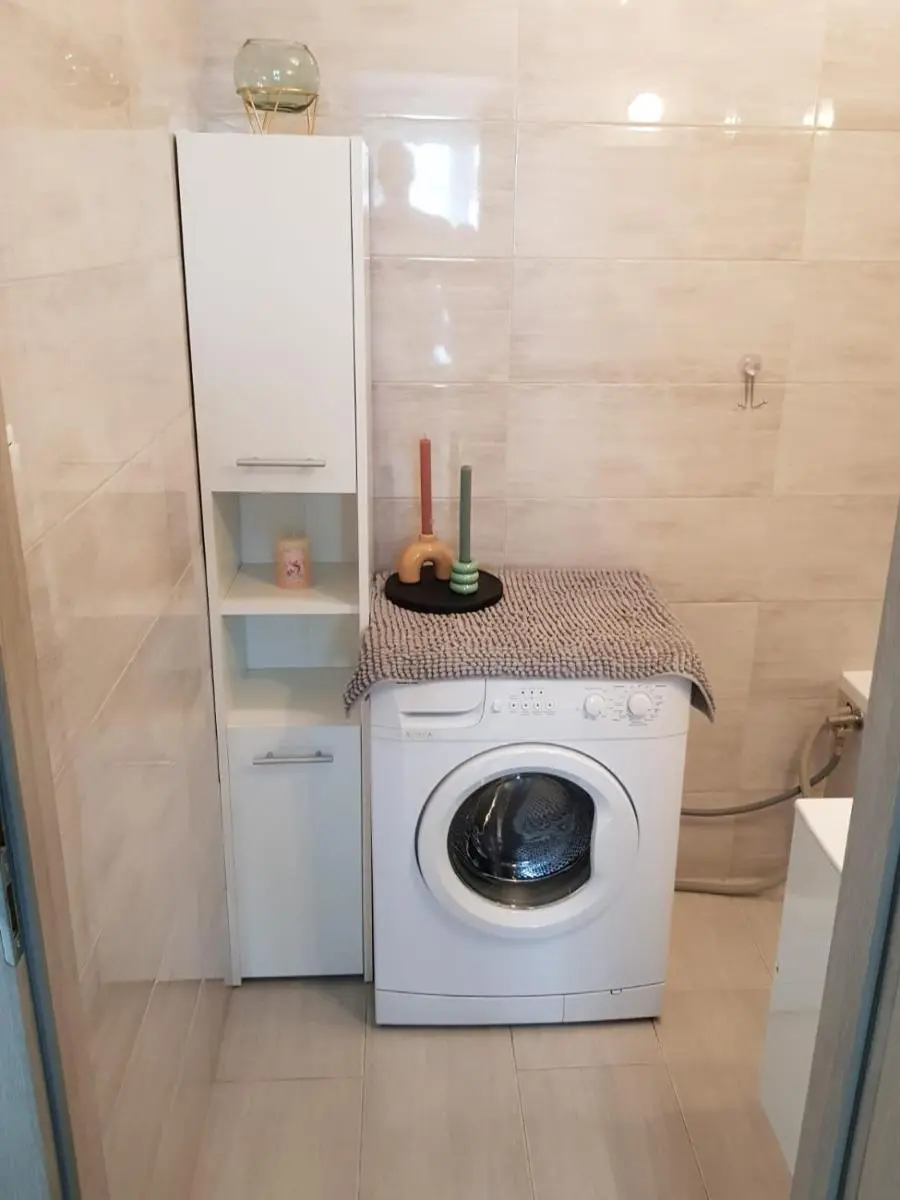 Image 6 of Sunny Boat Apartment