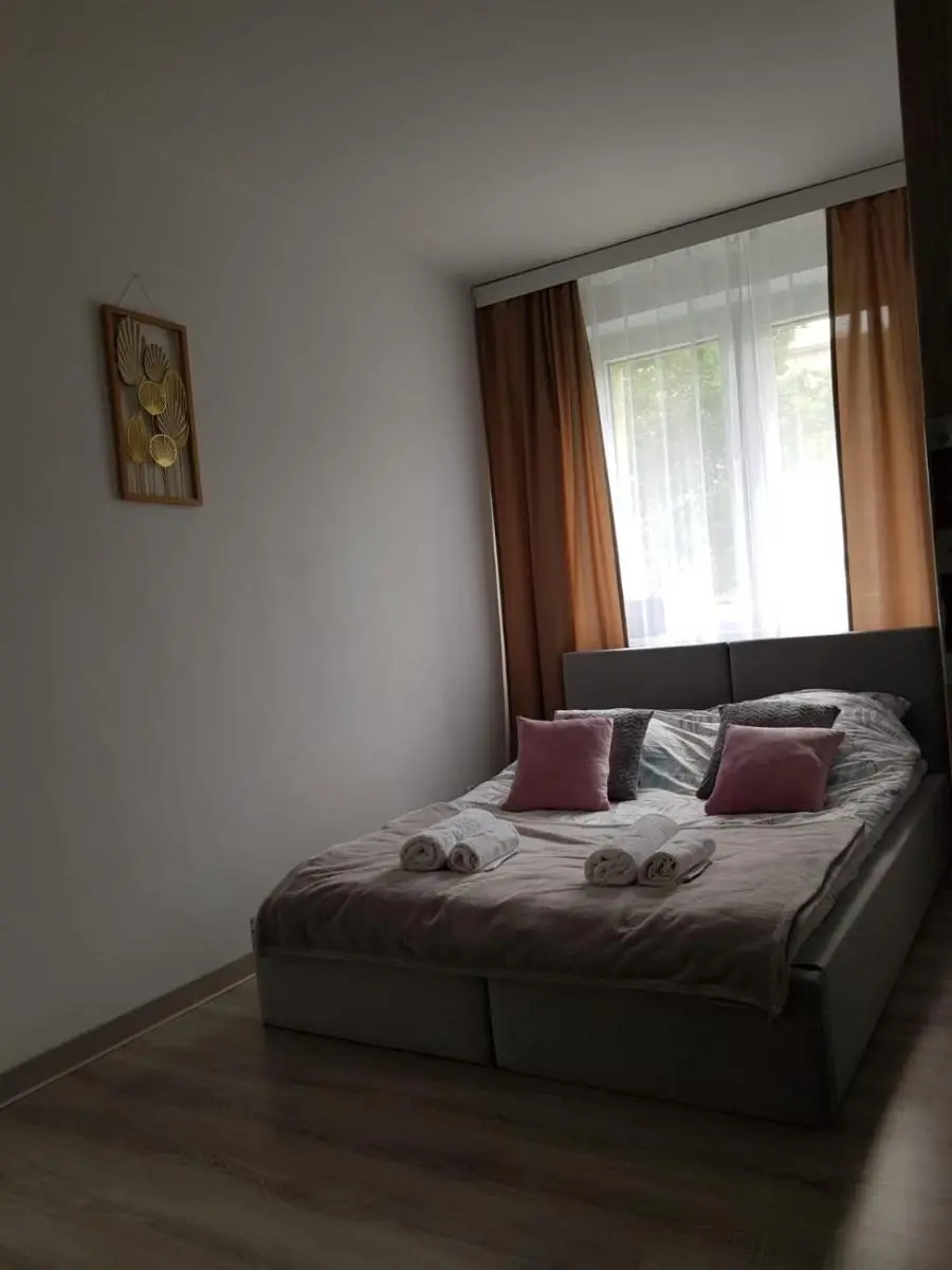 Image 4 of Sunny Boat Apartment