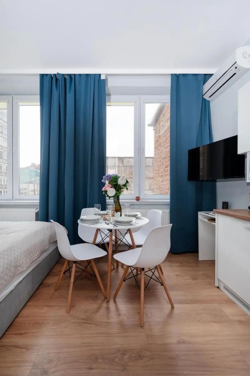 Image 4 of Sunny Studio Wólczańska 53 – Parking- by Rentujemy