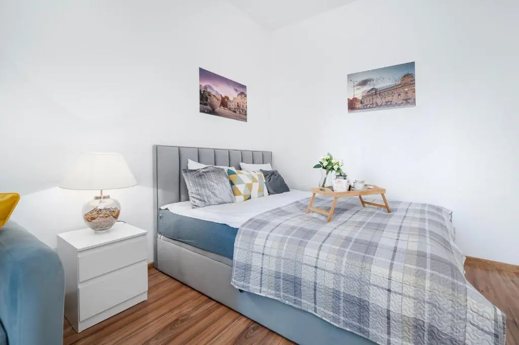 Image of Sunshine Studio Wólczańska 53 – by Rentujemy