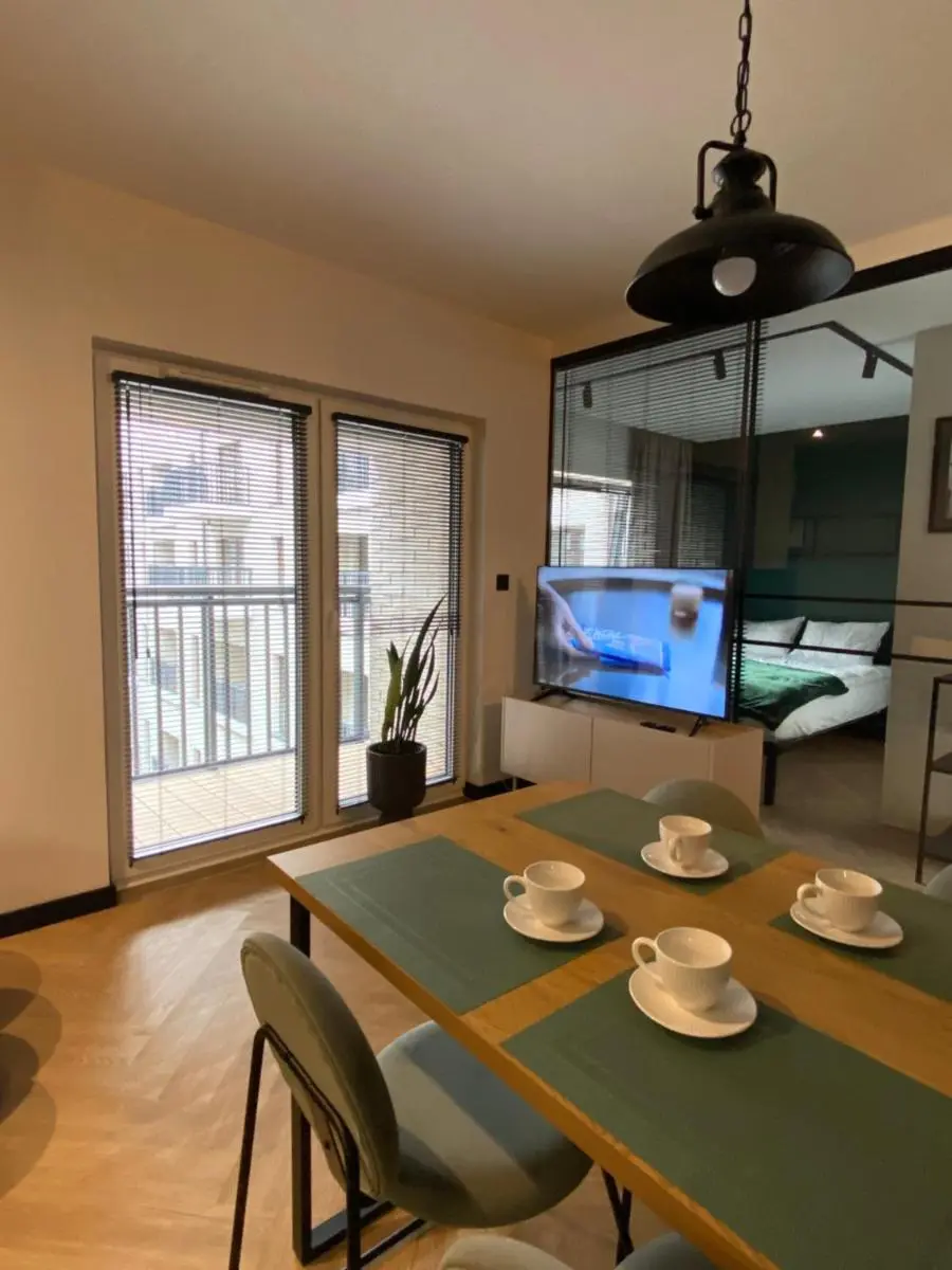 Image 3 of Szmaragdowy apartament w centrum Łodzi