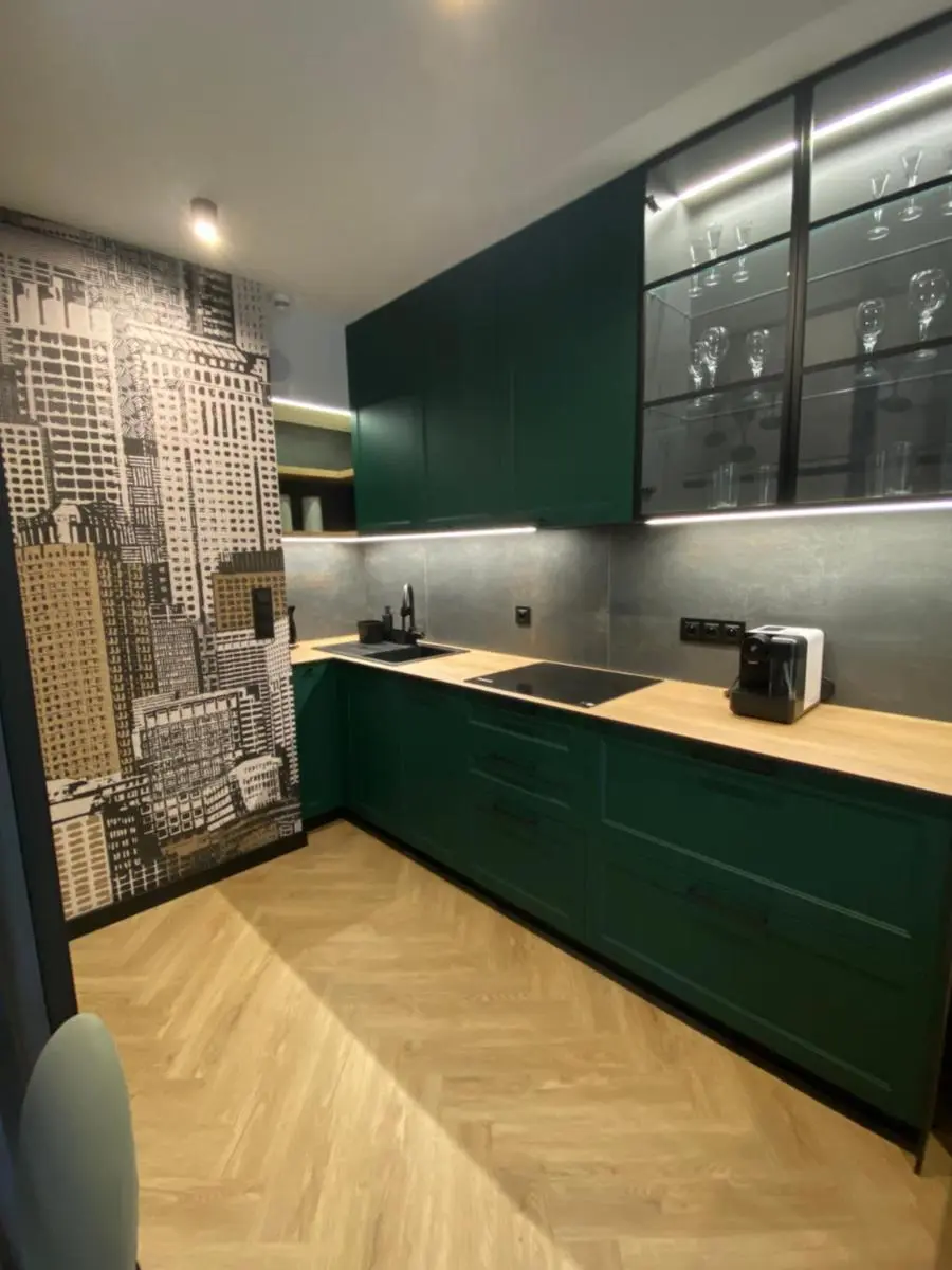 Image 2 of Szmaragdowy apartament w centrum Łodzi