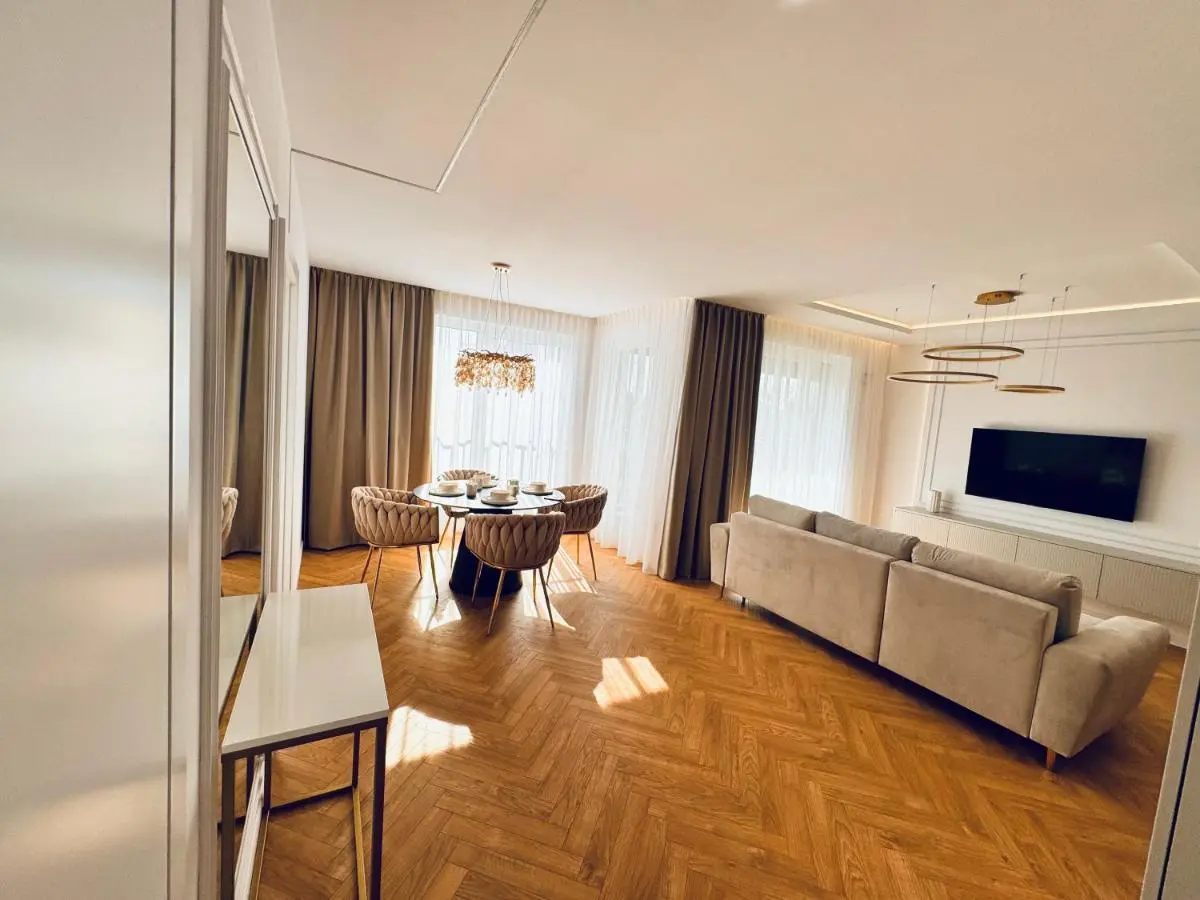 Image 4 of Taupe II Wyjątkowy Apartament w centrum Łodzi