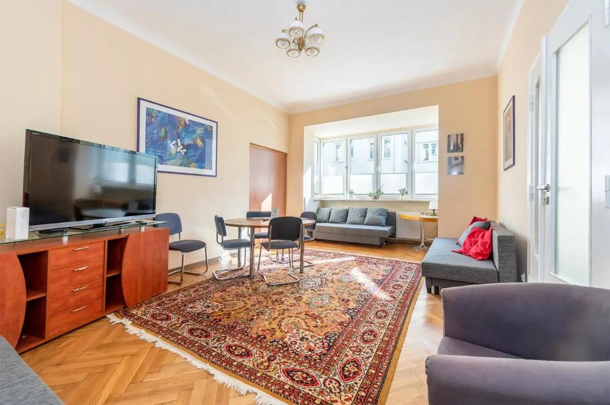 Image 4 of The Essence of Lodz (3) 15ppl Free Parking