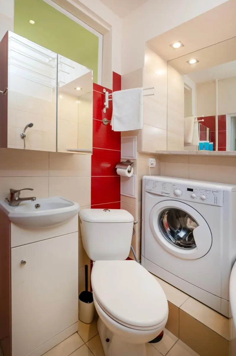 Image 3 of Uniwersytecka Standard Studio