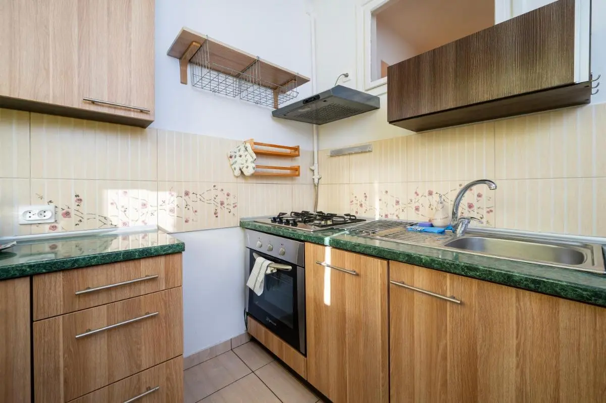 Image 2 of Uniwersytecka Standard Studio