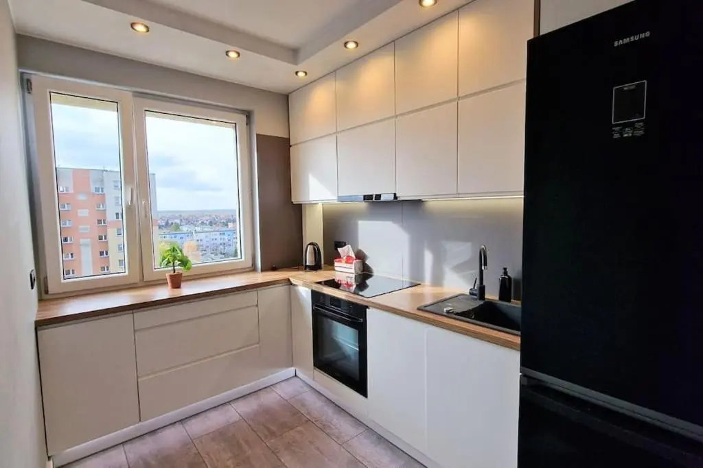 Image 3 of UrbanOasis8thFloor-Airport-AtlasArena-Orientarium