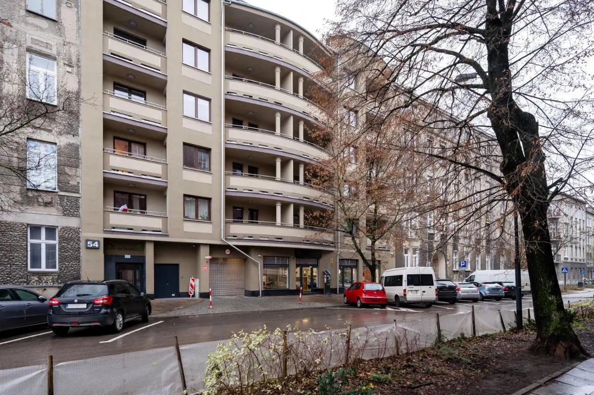 Image 5 of Urban Elegance Bliss Apartment by BookingHost