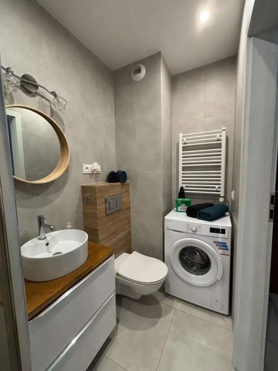 Image 5 of Urocza i nowoczesna kawalerka – Łódź w pobliżu centrum