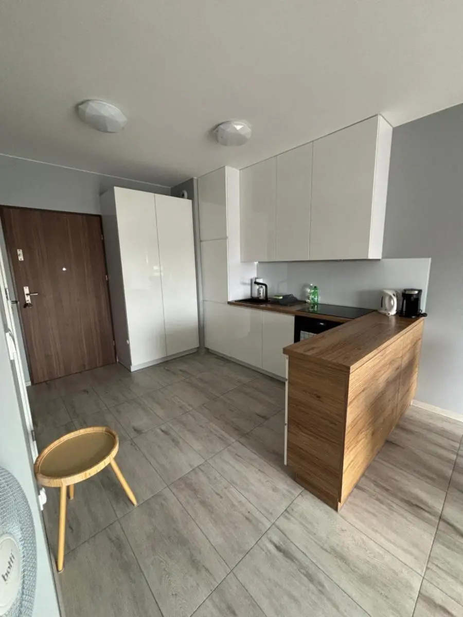 Image 1 of Urocza i nowoczesna kawalerka – Łódź w pobliżu centrum