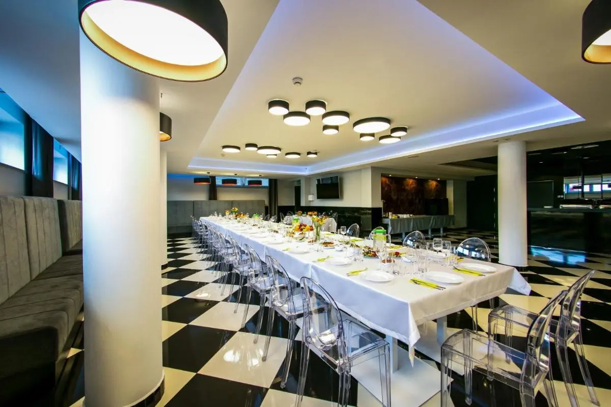 Image 2 of Vigo Hotel