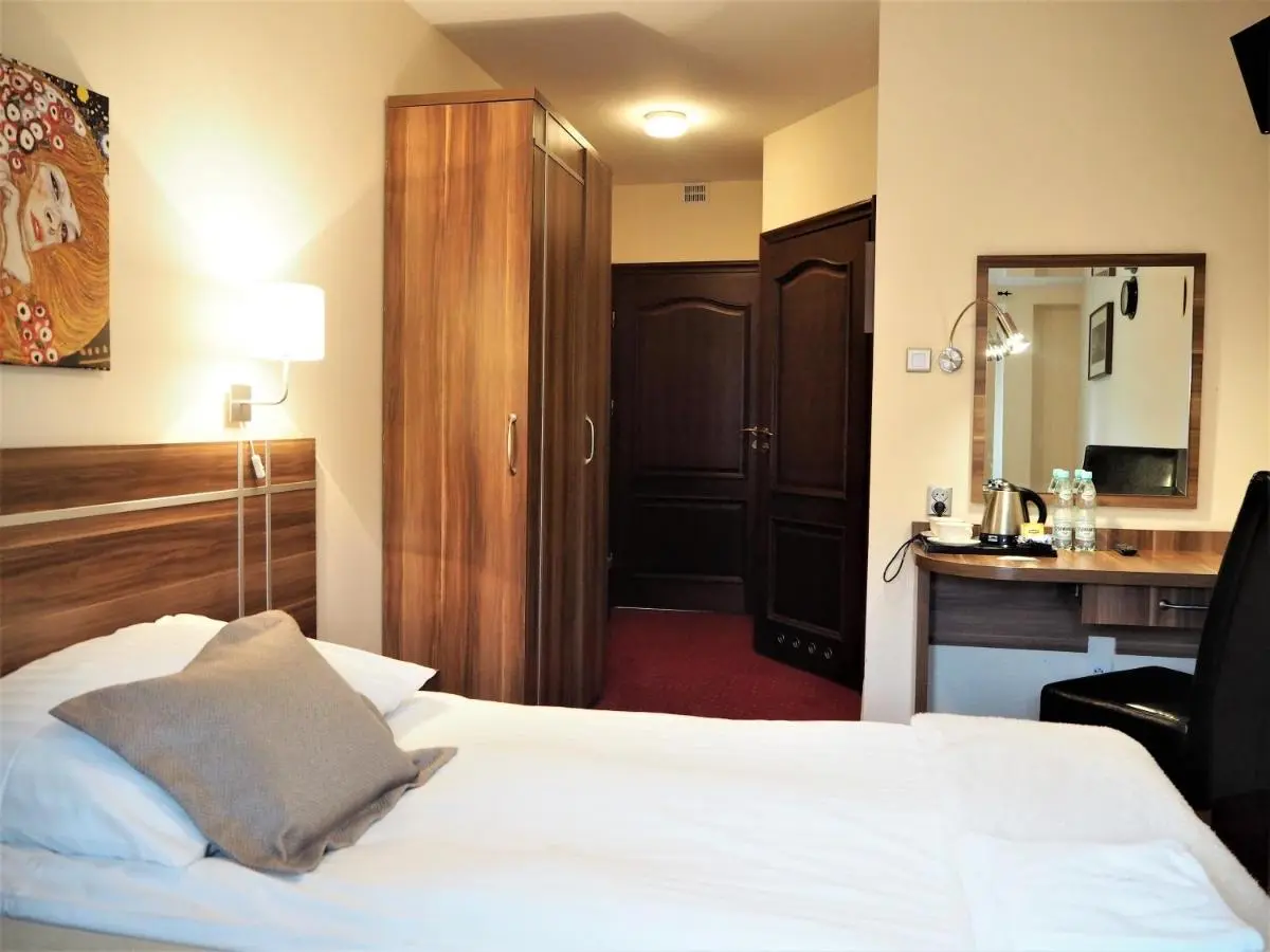 Image 6 of Villa Masoneria