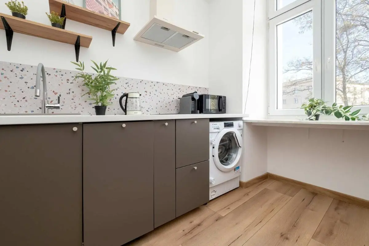 Image 2 of Więckowskiego Bright Apartment in the Center of Łódź by Noclegi Renters